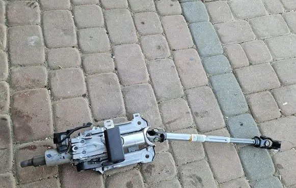 Opel Combo E Steering wheel axle set 9820460477