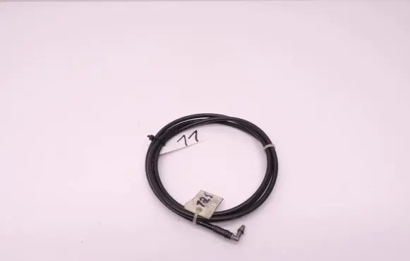 Volvo C70 Convertible roof line/pipe/hose 
