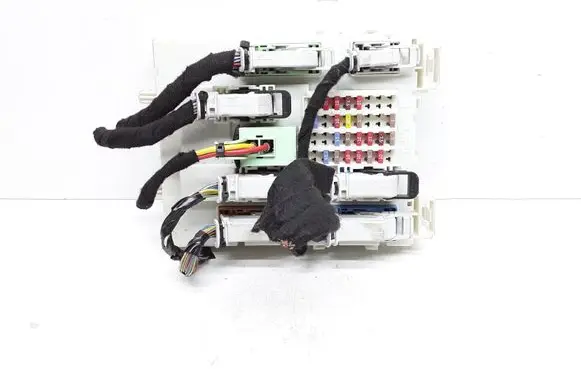 Volvo V40 Cross country Fuse module 31412887