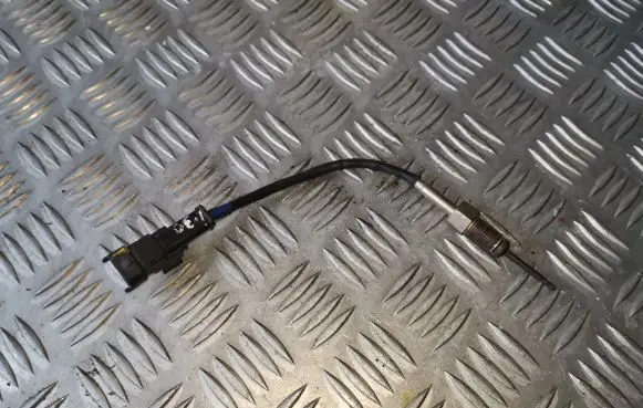 Hyundai i30 Exhaust gas temperature sensor 
