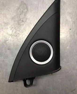 Audi A4 S4 B8 8K Front door speaker cover trim 8K0035424A 6576000