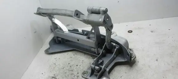 Mercedes-Benz CL C215 Front door upper hinge A2157200137