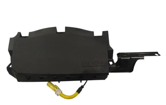 Hyundai Santa Fe Knee airbag 569702W100