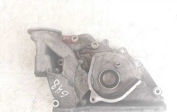 KIA Carens II Oil filter mounting bracket