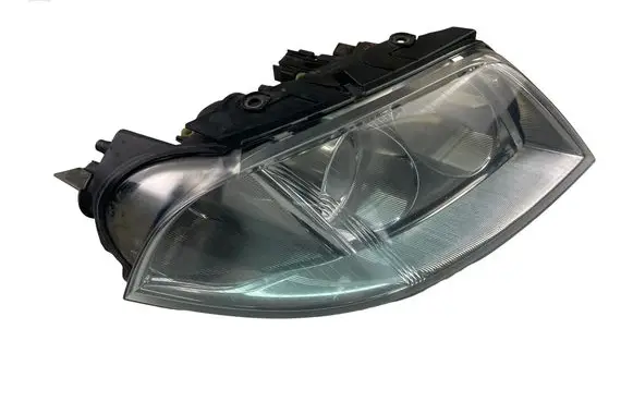 Volkswagen PASSAT B5 Headlight/headlamp 3B0941016AK