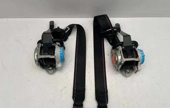 BMW M4 G82 G83 Front seatbelt 8097739 8097740