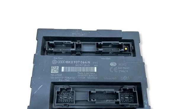 Audi A4 S4 B8 8K Comfort/convenience module 8K0907064N 5DK00991870 00002001