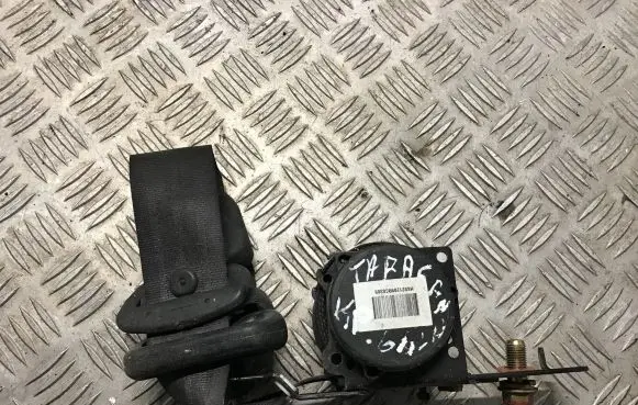 Hyundai Terracan Front seatbelt