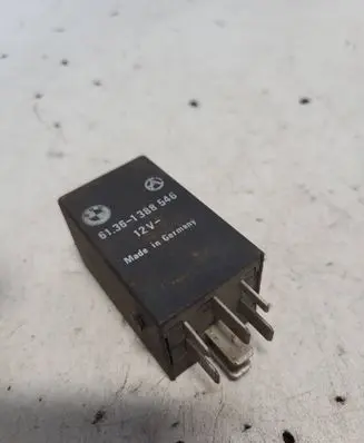 BMW 5 E34 Other relay 1388546