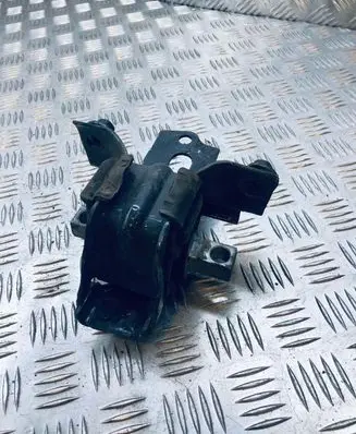 Audi A1 Engine mount bracket