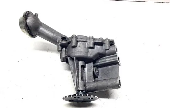 Nissan Qashqai Oil pump 150008247R