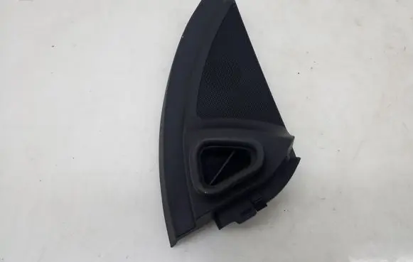 Mercedes-Benz ML W164 Other front door trim element A1647201670