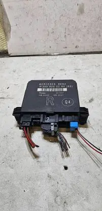 Mercedes-Benz C W203 Engine control unit/module 203820228500 351391