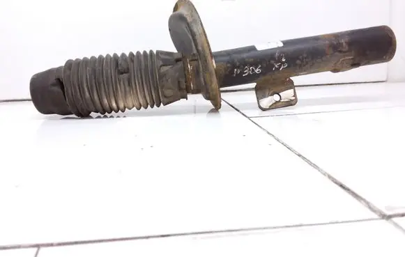 Peugeot 306 Front shock absorber/damper