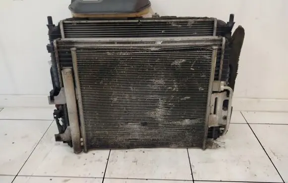 Jaguar XJ X351 Radiator set 