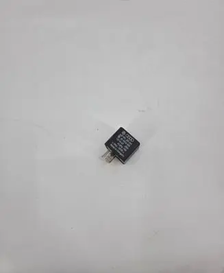Audi A8 S8 D2 4D Other relay 443951253AA
