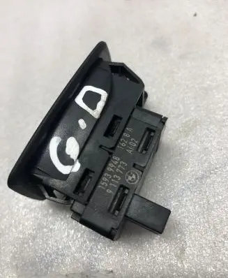 BMW 5 E60 E61 Electric window control switch 9113773