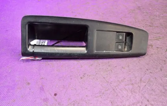 Volkswagen Polo Quarter vent window switch 
