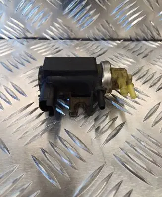 Ford C-MAX II Turbo solenoid valve 9672875080