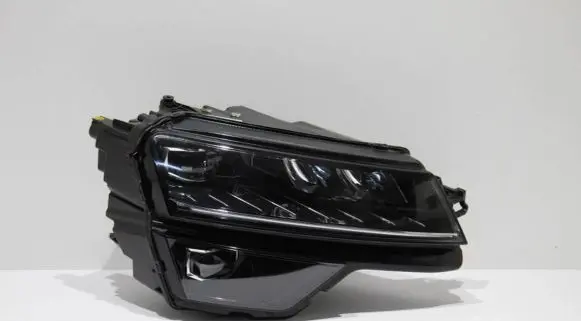 Skoda Karoq Headlight/headlamp 57B941016D 0021590702 20PL8935