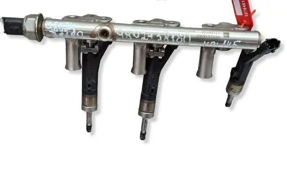 Peugeot 208 I Fuel injectors set S27649145 9810335380 9802438180