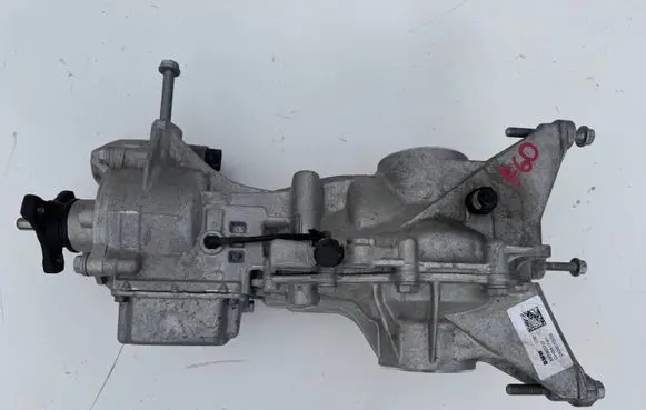 BMW X1 U11 Rear differential 8839657 GHBA174H 2403070033