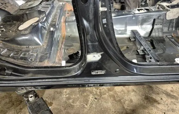 Subaru XV II Pillar (middle) 