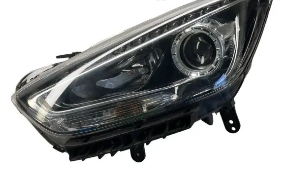 Hyundai i40 Headlight/headlamp 921013Z720