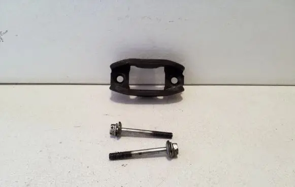 Mitsubishi Outlander Fuel Injector clamp holder