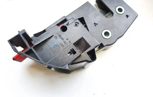 Volkswagen Golf VI Seat back rest lock catch 1k9885682d