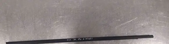 Opel Corsa E Front door glass trim molding 13188939