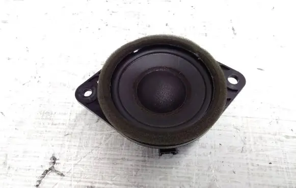 Lexus CT 200H Panel speaker 8616076030