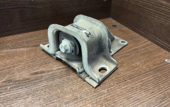 Citroen Jumper Engine mount bracket 1363378080