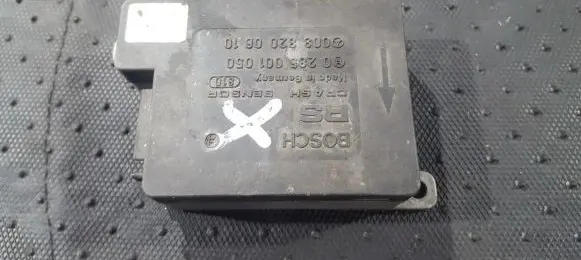 Mercedes-Benz E W124 Airbag control unit/module 0285001050 0038200610