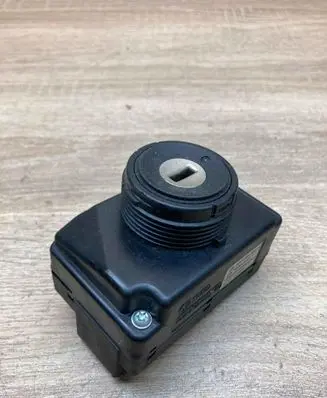 Volkswagen Touareg I Ignition lock 3D0905865E 33300101