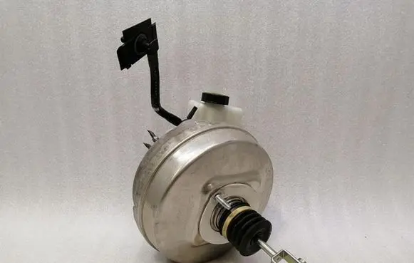 Mercedes-Benz E W212 Brake booster A2124301430