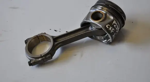 Skoda Octavia Mk3 (5E) Piston with connecting rod CKF