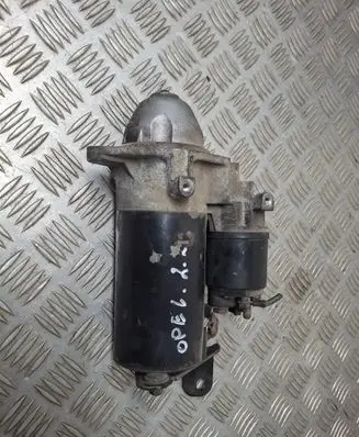 Opel Zafira A Starter motor 9175188