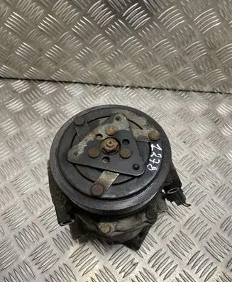 Mazda 3 I Air conditioning (A/C) compressor (pump) 0272207421 3M5H19D629SA