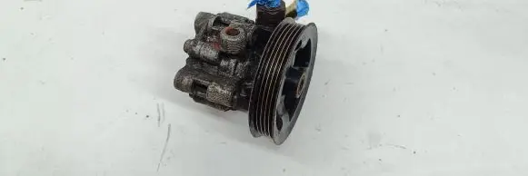 Toyota RAV 4 (XA20) Power steering pump U4L23867