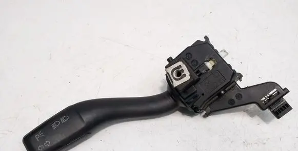 Audi A3 S3 8P Indicator stalk 8P0953513A
