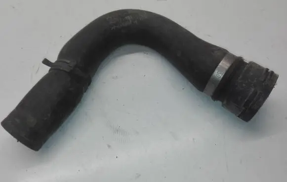 Audi A6 S6 C6 4F Engine coolant pipe/hose 4F0121101B