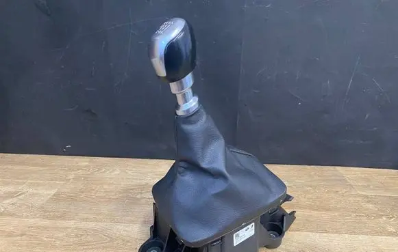 Jaguar E-Pace Gear shifter/selector J9C3-7K387-AB J9C37K387AB J9C3-7K387