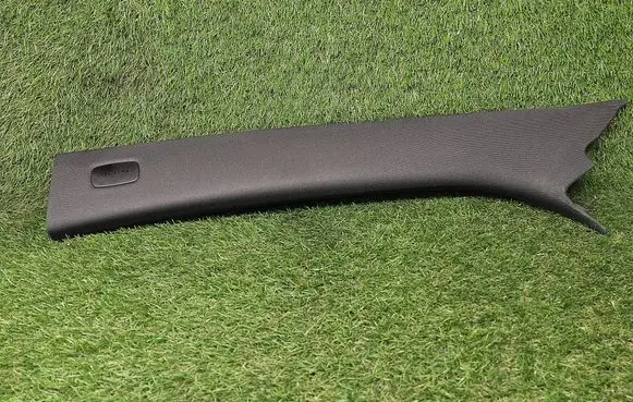 Mercedes-Benz C W204 (A) pillar trim A2046904526