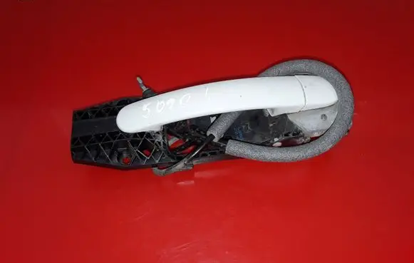 Skoda Yeti (5L) Rear door exterior handle 5L0839885A