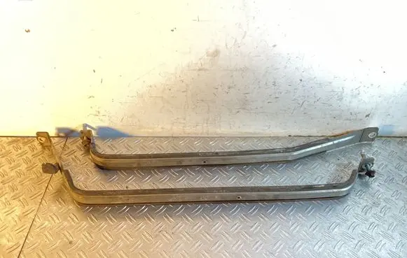 Toyota RAV 4 (XA50) Fuel tank mounting bracket 