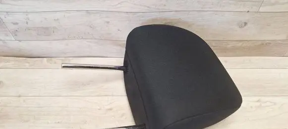 Toyota Auris 150 Front seat headrest 