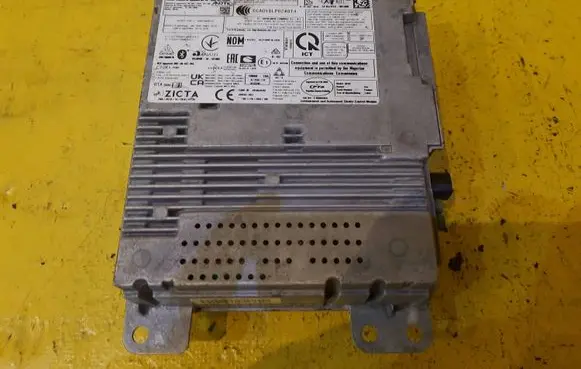 Mercedes-Benz Sprinter W907 W910 Radio/GPS head unit trim A9079008805 A9079014003 A4209021000