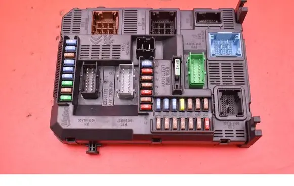 Fuse box set