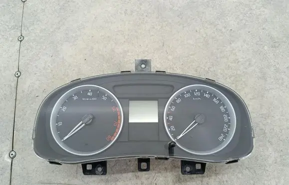 Skoda Fabia Mk2 (5J) Speedometer (instrument cluster) 5J0920810B